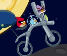 Игра Angry Birds: Космический Велосипед
